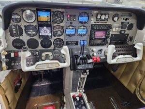 Bend Aircraft - N5116M Panel